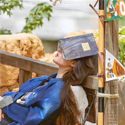 品牌活动现场实拍：实力派歌手恋情细节流出，本人沉默不回应